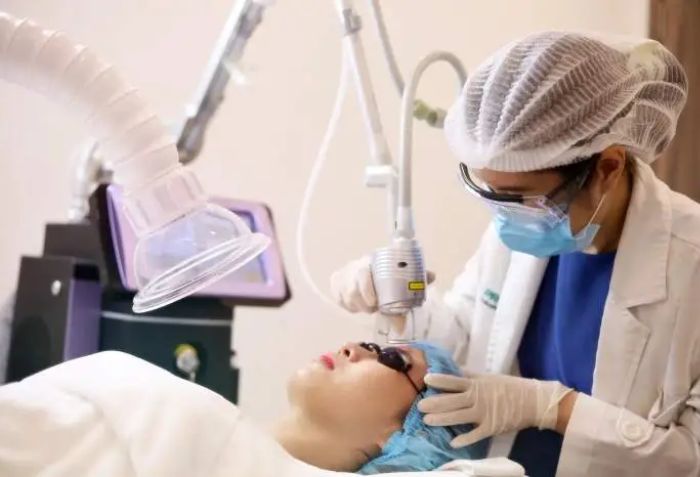 Bắn mụn thịt bằng Laser Fractional CO2 l&agrave; g&igrave;?