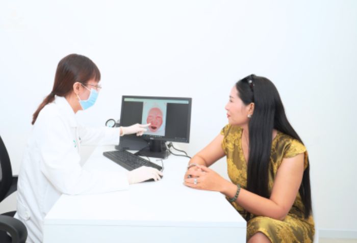 Chăm s&oacute;c dưỡng da tại ph&ograve;ng kh&aacute;m da liễu PRO SKIN kh&aacute;c g&igrave; so với spa th&ocirc;ng thường?