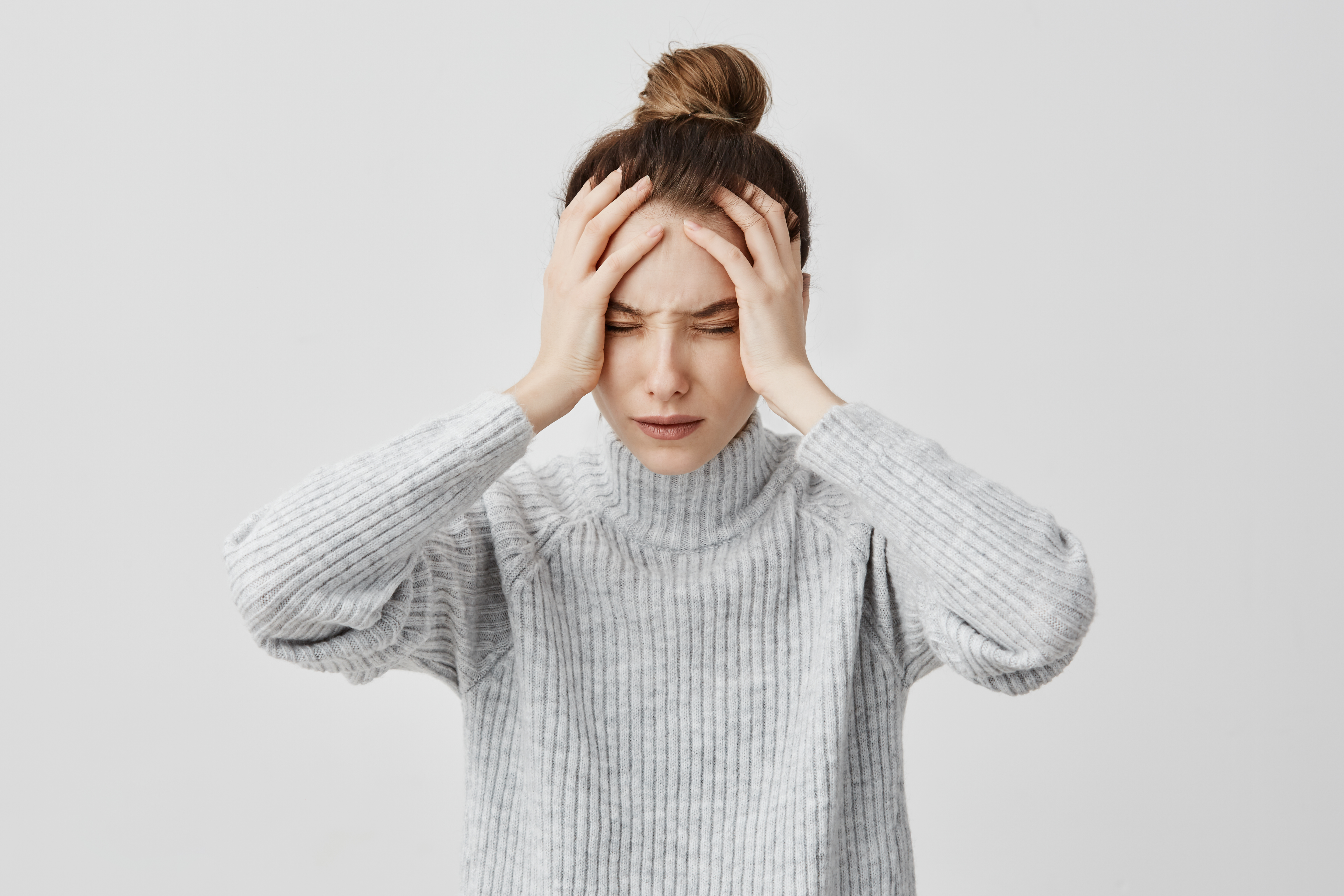 Nhiều người bị rụng tóc nặng do stress 