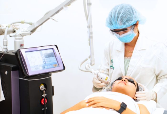 Trẻ h&oacute;a da bằng Laser Fractional CO2