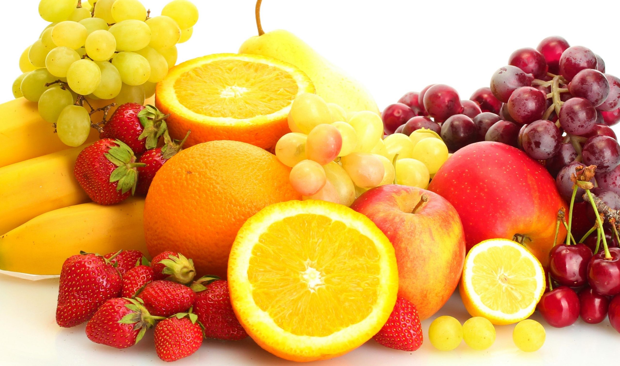 Bổ sung các loại trái cây, rau củ chứa nhiều vitamin C va E